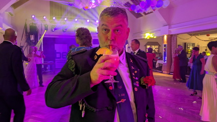 PXL 20250706 204344566