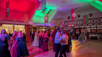 PXL 20250920 211649531